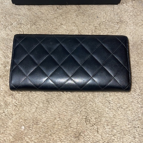 Chanel Black Wallet with Pink Interior. - Picture 4 of 8